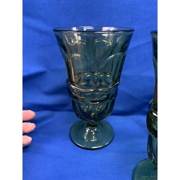 Set Of 4 Vintage Green Glass Goblets With Pedestal Base 6.5" Tall Elegant Drinkw - Picture 10 of 12
